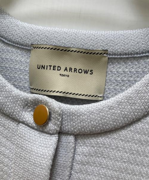 UNITED ARROWS（ユナイテッドアローズ）UNITED ARROWS (ユナイテッドアローズ) バイカラー ティアード ベスト グレー×ホワイト サイズ:不明の古着・服飾アイテム