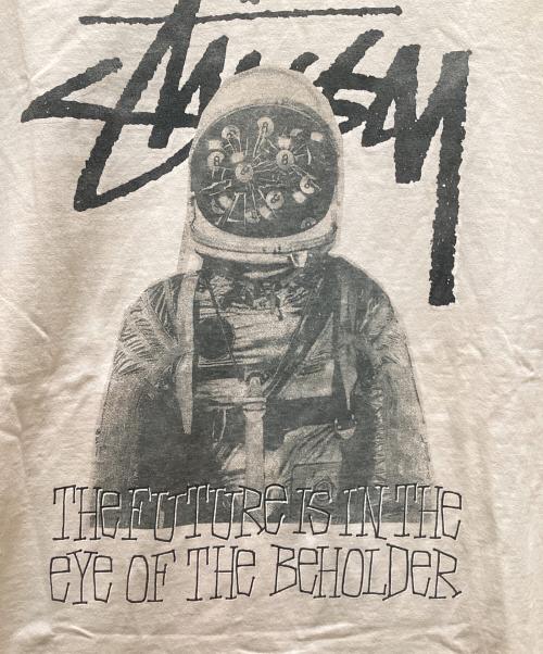 stussy（ステューシー）stussy (ステューシー) SPACEMAN 8ボールロゴTシャツ ホワイト サイズ:Lの古着・服飾アイテム