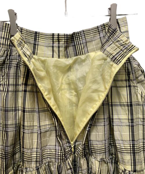 Lily Brown（リリーブラウン）Lily Brown (リリーブラウン) バリエーションボリュームスカート イエロー サイズ:Freeの古着・服飾アイテム