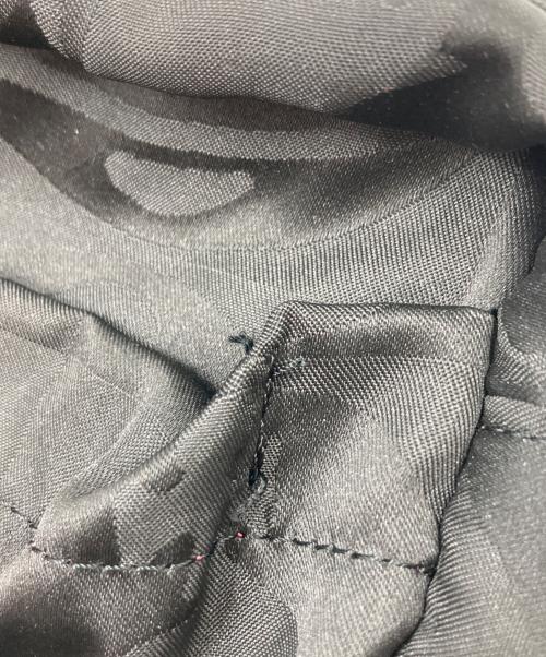 Vivienne Westwood（ヴィヴィアンウエストウッド）Vivienne Westwood (ヴィヴィアンウエストウッド) チェッカーORB ショルダーバッグ ブラック×レッドの古着・服飾アイテム