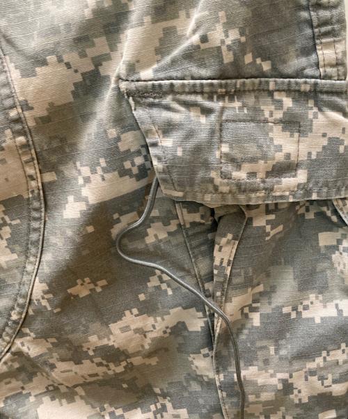 US ARMY（ユーエスアーミー）US ARMY (ユーエスアーミー) デジタルカモフラージュカーゴパンツ ベージュ サイズ:Sの古着・服飾アイテム