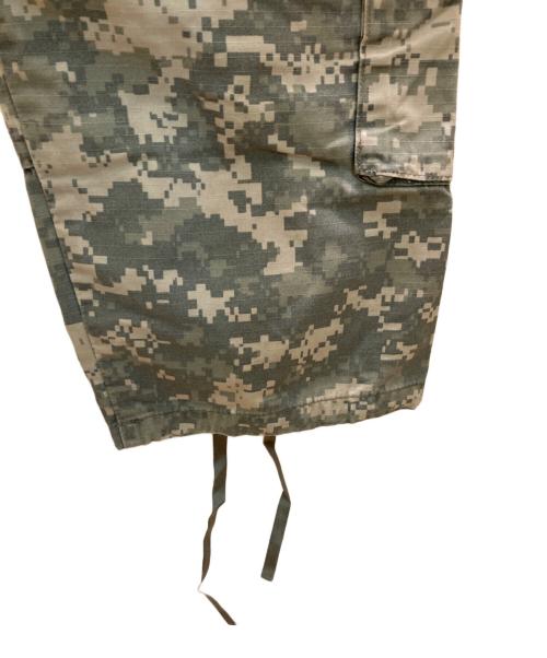 US ARMY（ユーエスアーミー）US ARMY (ユーエスアーミー) デジタルカモフラージュカーゴパンツ ベージュ サイズ:Sの古着・服飾アイテム