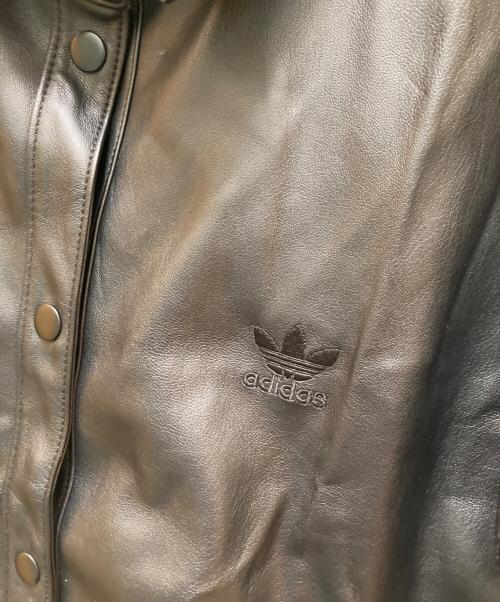 adidas（アディダス）adidas (アディダス) レザートラッカージャケット ブラック サイズ:Lの古着・服飾アイテム