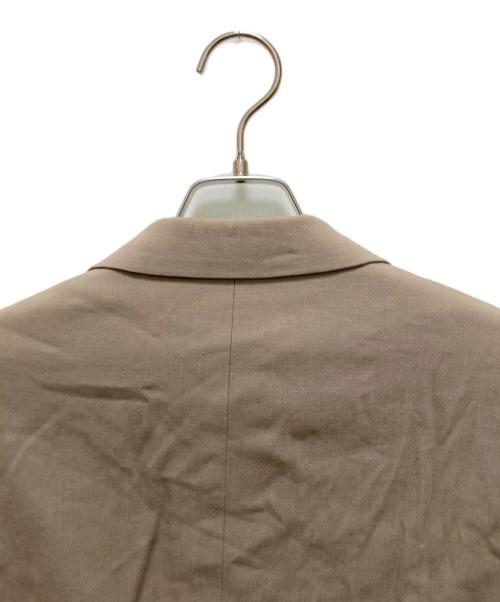 ISSEY MIYAKE（イッセイミヤケ）ISSEY MIYAKE (イッセイミヤケ) 3Bテーラードジャケット ベージュ サイズ:2の古着・服飾アイテム