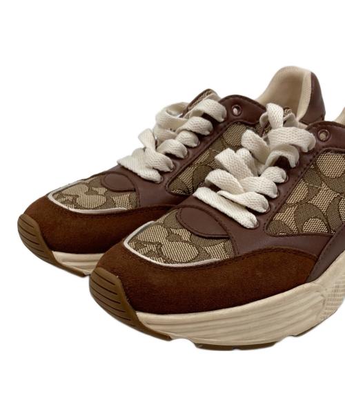 COACH（コーチ）COACH (コーチ) テックランナーシグネチャーローカットスニーカー ブラウン サイズ:22.5の古着・服飾アイテム