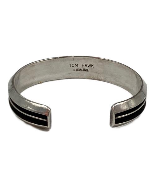 Tom hawk（トムホーク）Tom Hawk (トムホーク) 3ラインシルバーバングル ホワイト サイズ:内回り約13㎝の古着・服飾アイテム