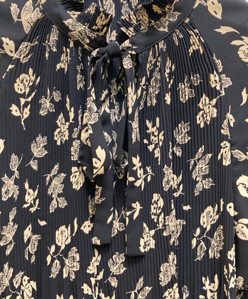 LAUREN RALPH LAUREN（ローレンラルフローレン）LAUREN RALPH LAUREN (ローレンラルフローレン) フラワーボウタイブラウス ブラック×ベージュ サイズ:Sの古着・服飾アイテム