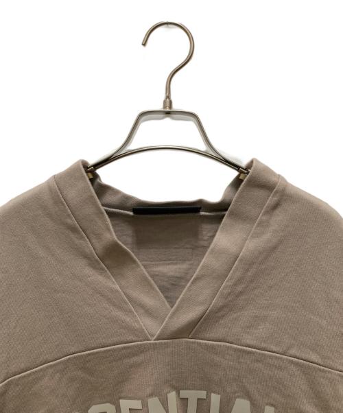 FOG ESSENTIALS（フィアオブゴッド エッセンシャル）FOG ESSENTIALS (フィアオブゴッド エッセンシャル) 半袖カットソー ベージュ サイズ:XSの古着・服飾アイテム