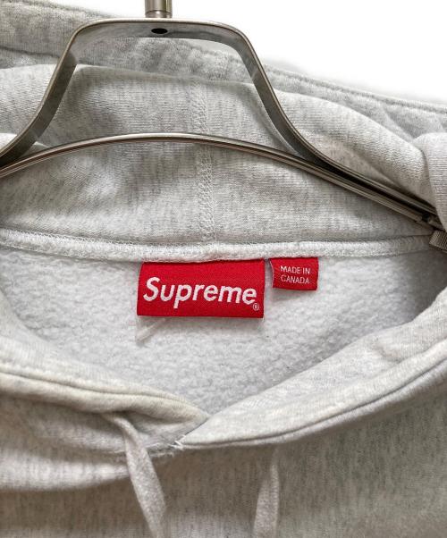 SUPREME（シュプリーム）SUPREME (シュプリーム) ゴンズロゴ プルオーバーパーカー グレー サイズ:Lの古着・服飾アイテム