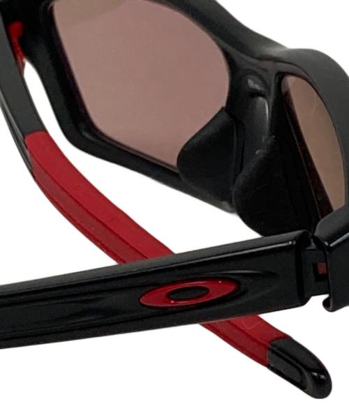 OAKLEY（オークリー）OAKLEY (オークリー) クロスリンクピッチ サングラス ブラック×レッドの古着・服飾アイテム