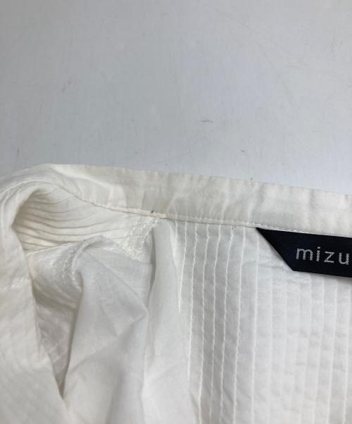 mizuiro-ind（ミズイロインド）mizuiro-ind (ミズイロインド) スタンドカラーピンタックシャツ ホワイト サイズ:不明の古着・服飾アイテム