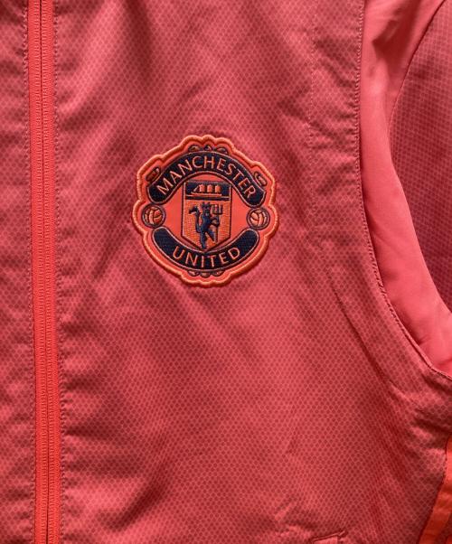 adidas（アディダス）adidas (アディダス) 16-17 マンチェスターユナイテッド フーデッドジャケット レッド サイズ:Mの古着・服飾アイテム