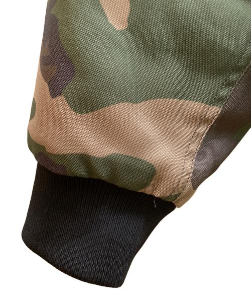 CarHartt（カーハート）CarHartt (カーハート) 中綿ジャケット グリーン サイズ:mの古着・服飾アイテム