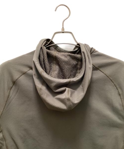 ARC'TERYX（アークテリクス）ARC'TERYX (アークテリクス) デルタ プルオーバー フーディ グリーン サイズ:M 未使用品の古着・服飾アイテム