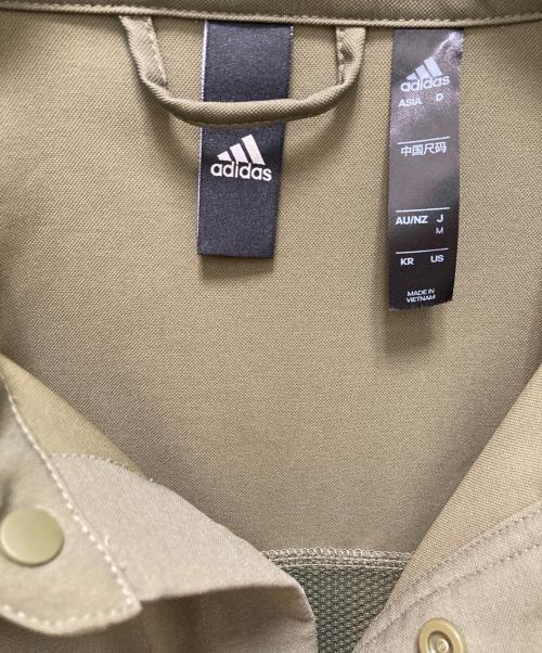 adidas（アディダス）adidas (アディダス) シティエスケープルーズフィットシャツジャケット グリーン サイズ:Mの古着・服飾アイテム