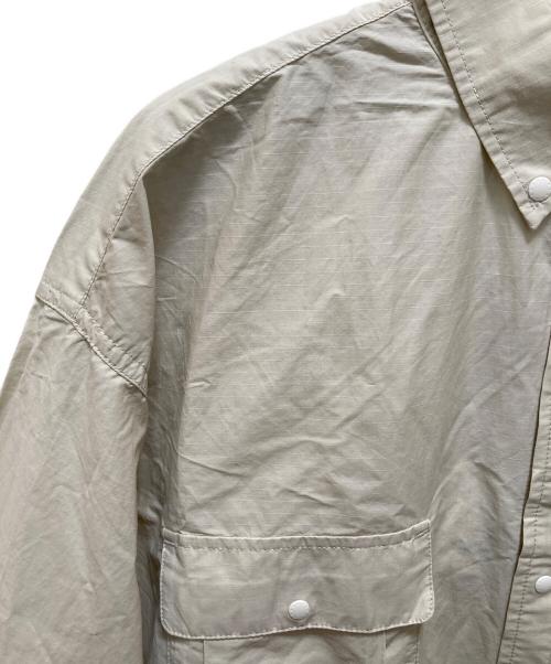 NANGA（ナンガ）NANGA (ナンガ) リップストップキャンプシャツ ベージュ サイズ:M 未使用品の古着・服飾アイテム