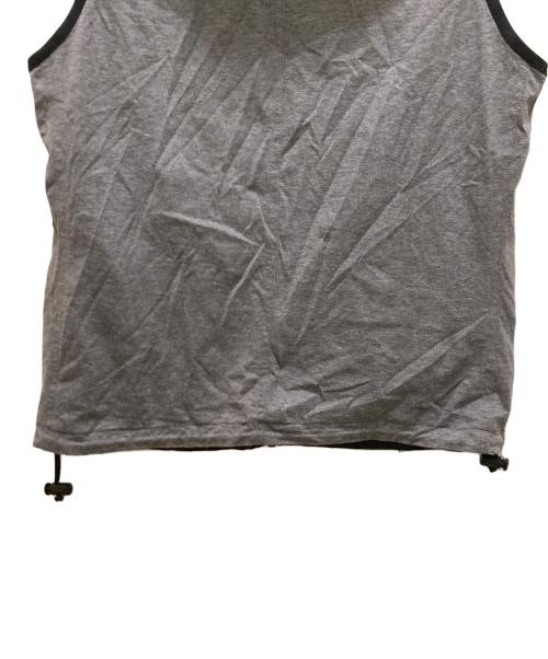 BURBERRY BLACK LABEL（バーバリーブラックレーベル）BURBERRY BLACK LABEL (バーバリーブラックレーベル) リバーシブルナイロンベスト グレー サイズ:Lの古着・服飾アイテム