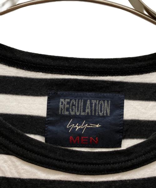 REGULATION Yohji Yamamoto MEN（レギュレーション ヨウジヤマモト）REGULATION Yohji Yamamoto MEN (レギュレーション ヨウジヤマモト) ほつれ加工ボーダーTシャツ ホワイト×ブラック サイズ:3の古着・服飾アイテム