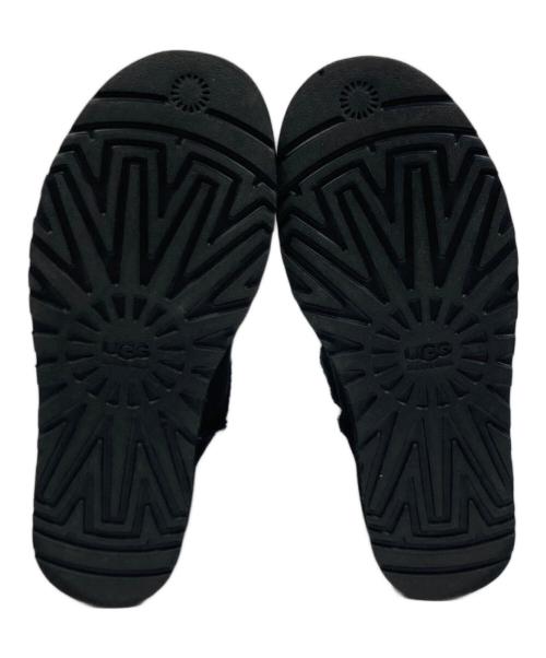 UGG（アグ）UGG (アグ) クラシックショートムートンブーツ ブラック サイズ:26の古着・服飾アイテム