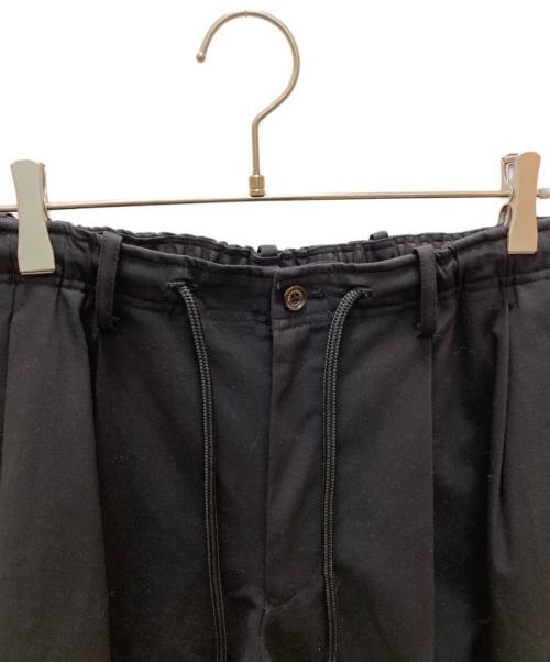 MARKAWARE（マーカウェア）MARKAWARE (マーカウェア) DOUBLE PLEATED EASY TROUSERS ブラック サイズ:2の古着・服飾アイテム