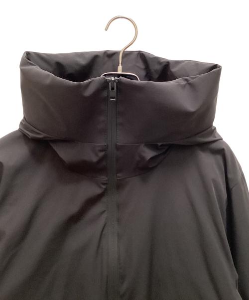 ATTACHMENT（アタッチメント）ATTACHMENT (アタッチメント) 3レイヤーライトタフタ フーデッドダウンコート ブラック サイズ:1の古着・服飾アイテム
