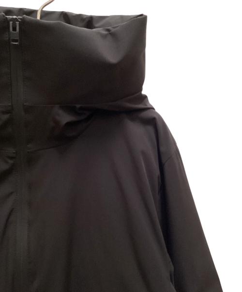 ATTACHMENT（アタッチメント）ATTACHMENT (アタッチメント) 3レイヤーライトタフタ フーデッドダウンコート ブラック サイズ:1の古着・服飾アイテム