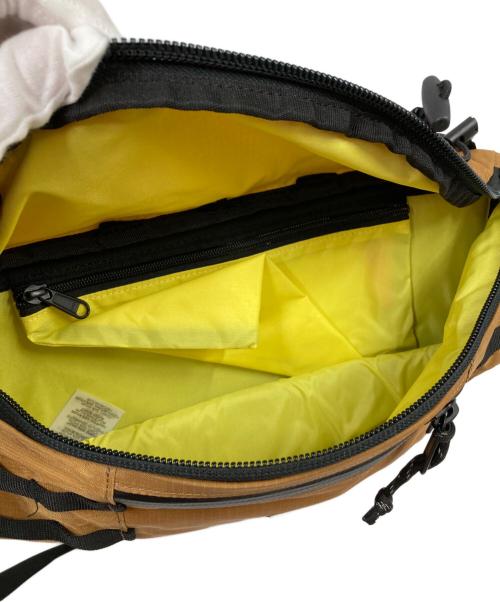 TOPO DESIGNS（トポデザイン）TOPO DESIGNS (トポデザイン) マウンテンスリングバッグ ベージュの古着・服飾アイテム
