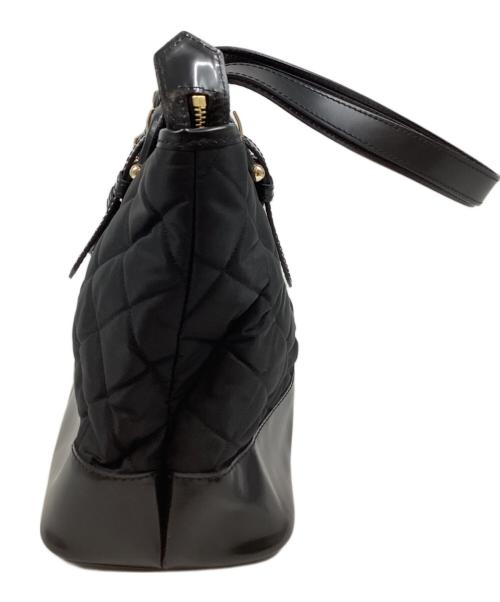 BURBERRY（バーバリー）BURBERRY (バーバリー) ブラックキルティングトートバッグ ブラックの古着・服飾アイテム