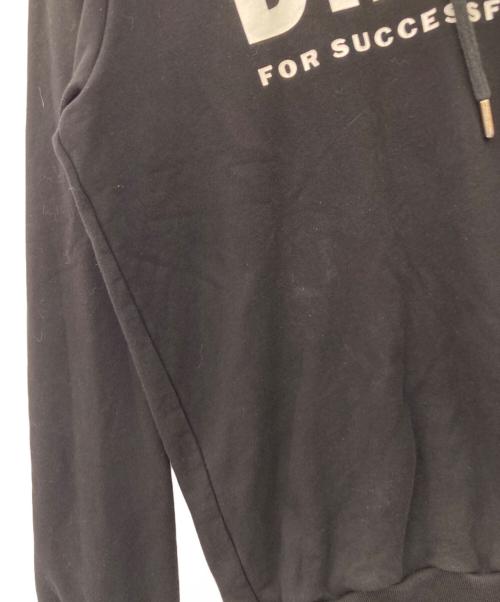 DIESEL（ディーゼル）DIESEL (ディーゼル) プルオーバーパーカー ブラック サイズ:Lの古着・服飾アイテム