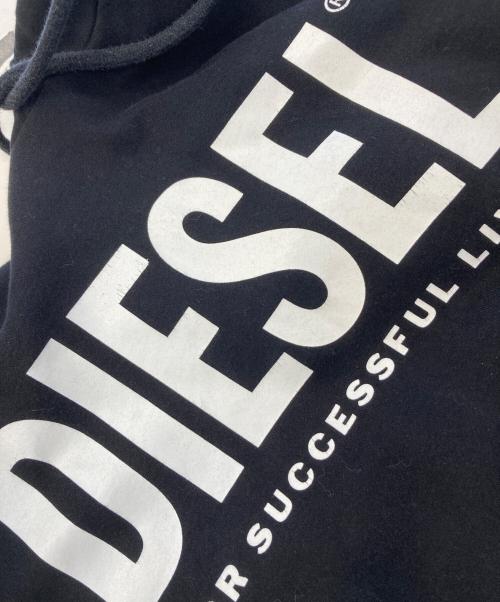 DIESEL（ディーゼル）DIESEL (ディーゼル) プルオーバーパーカー ブラック サイズ:Lの古着・服飾アイテム