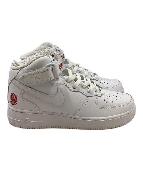 NIKE（ナイキ）NIKE (ナイキ) URAWA REDS (浦和レッズ) コラボ エア フォース 1 MID ‘07 ホワイト サイズ:24.5 未使用品の古着・服飾アイテム