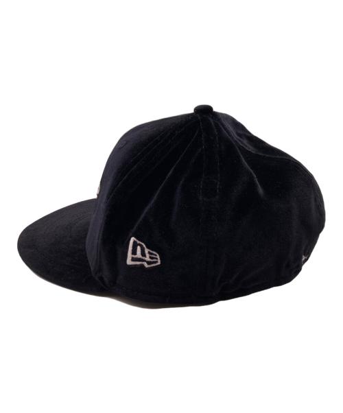 SUPREME（シュプリーム）Supreme (シュプリーム) New Era (ニューエラ) ベロアボックスロゴキャップ ブラック サイズ:7 1/2の古着・服飾アイテム