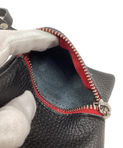 ripani（リパーニ）ripani (リパーニ) レザーチャームポーチ ブラックの古着・服飾アイテム