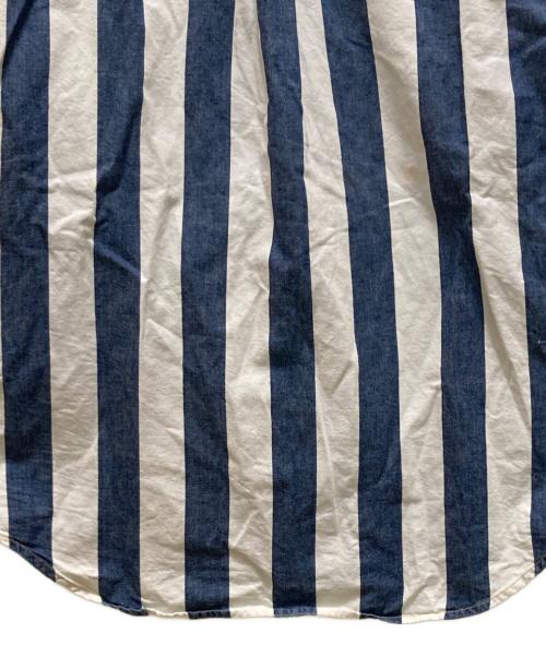 Levi's SILVER TAB（リーバイス シルバータブ）LEVI'S SILVER TAB (リーバイス シルバータブ) オーバーサイズ ストライプシャツ ホワイト×ブルー サイズ:Sの古着・服飾アイテム
