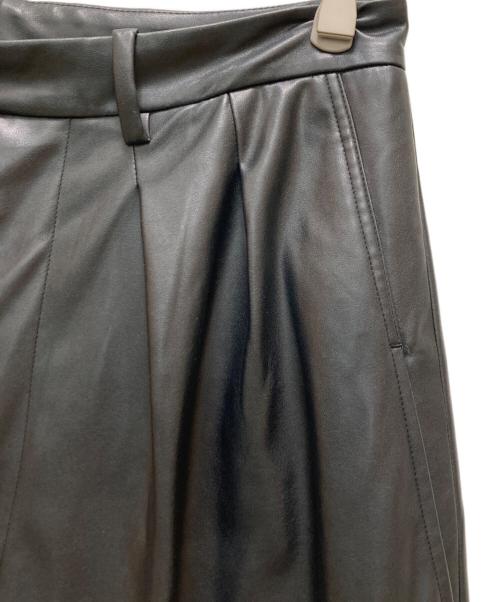 m's braque（エムズブラック）M'S BRAQUE (エムズブラック) フェイクレザーハーレムパンツ ブラック サイズ:38の古着・服飾アイテム