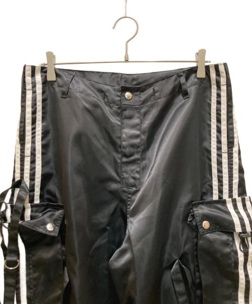 GS THE ULTIMATE EXPERIENCE（ジーエス ジ アルティメイト エクスペリエンス）GS THE ULTIMATE EXPERIENCE (ジーエス ジ アルティメイト エクスペリエンス) テクニカルカーゴパンツ スリーストライプ ブラック×ホワイト サイズ:Mの古着・服飾アイテム