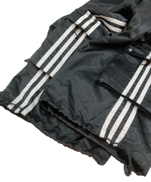 GS THE ULTIMATE EXPERIENCE（ジーエス ジ アルティメイト エクスペリエンス）GS THE ULTIMATE EXPERIENCE (ジーエス ジ アルティメイト エクスペリエンス) テクニカルカーゴパンツ スリーストライプ ブラック×ホワイト サイズ:Mの古着・服飾アイテム