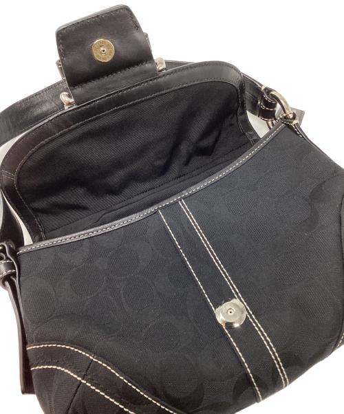 COACH（コーチ）COACH (コーチ) キャンバスシグネチャーショルダーバッグ ブラックの古着・服飾アイテム