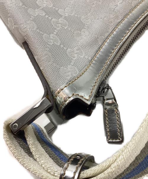 GUCCI（グッチ）GUCCI (グッチ) GGキャンバスショルダーバッグ シルバーの古着・服飾アイテム
