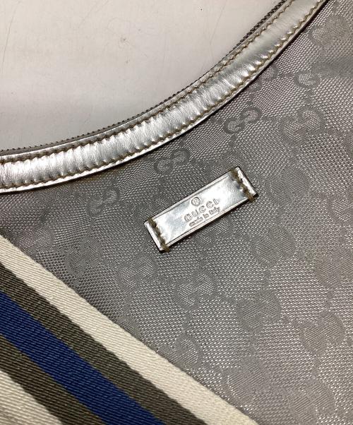 GUCCI（グッチ）GUCCI (グッチ) GGキャンバスショルダーバッグ シルバーの古着・服飾アイテム