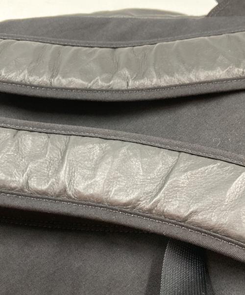 ATTITU（アティテュ）ATTITU (アティテュ) CORDURA®×レザー コンビソフトバックパック ブラックの古着・服飾アイテム