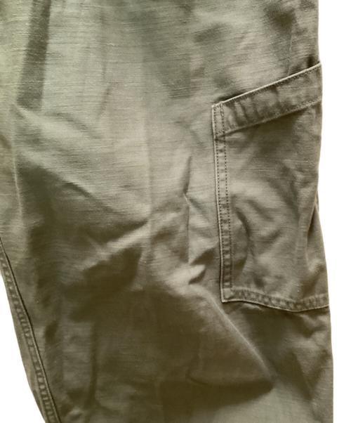 URBAN RESEARCH（アーバンリサーチ）URBAN RESEARCH (アーバンリサーチ) SHIOTA (シオタ) バックサテンユーティリティー トラウザー パンツ グリーン サイズ:Mの古着・服飾アイテム