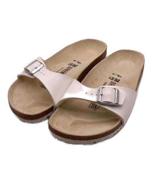 BIRKENSTOCK（ビルケンシュトック）BIRKENSTOCK (ビルケンシュトック) マドリッド 1ストラップサンダル ホワイト サイズ:24.5の古着・服飾アイテム