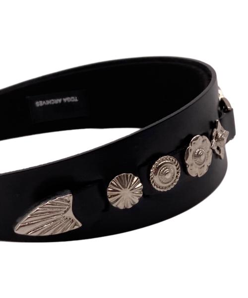 TOGA ARCHIVES（トーガアーカイブス）TOGA ARCHIVES (トーガアーカイブス) スタッズ付きカチューシャ ブラック サイズ:不明の古着・服飾アイテム