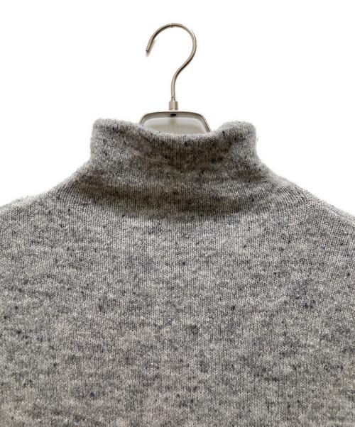 willfully（ウィルフリー）willfully (ウィルフリー) グラデーション フリルニット グレー サイズ:ＦＲＥＥの古着・服飾アイテム