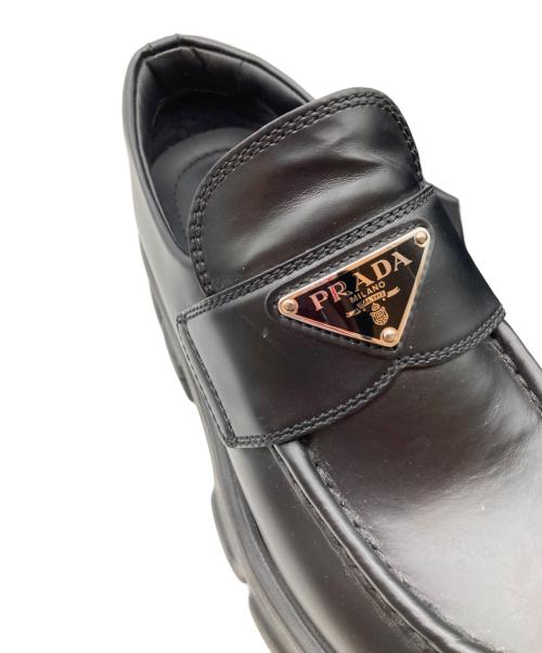 PRADA（プラダ）PRADA (プラダ) ブラッシュドレザー モノリス ローファー ブラック サイズ:36の古着・服飾アイテム
