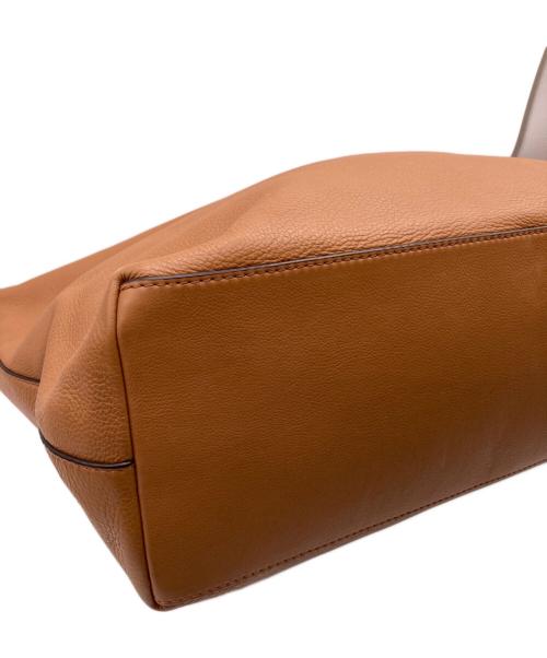 TORY BURCH（トリーバーチ）TORY BURCH (トリーバーチ) レザートートバッグ ベージュの古着・服飾アイテム