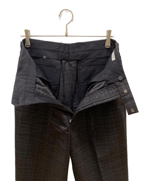 JOHN LAWRENCE SULLIVAN（ジョン ローレンス サリバン）JOHN LAWRENCE SULLIVAN (ジョン ローレンス サリバン) チェックウールパンツ グレー サイズ:44の古着・服飾アイテム