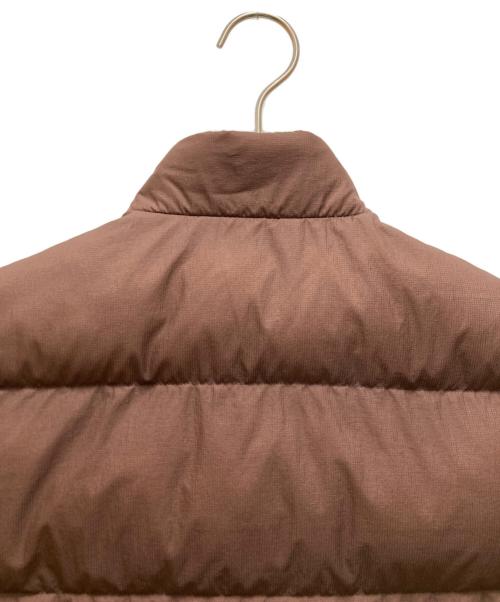 FRED PERRY（フレッドペリー）FRED PERRY (フレッドペリー) 中綿ベスト ブラウン サイズ:ＦＲＥＥの古着・服飾アイテム