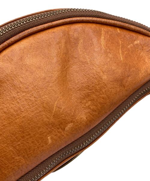 SLOW（スロウ）SLOW (スロウ) urbono ボディバッグ ブラウンの古着・服飾アイテム